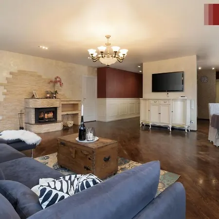 Teras Apartment *
